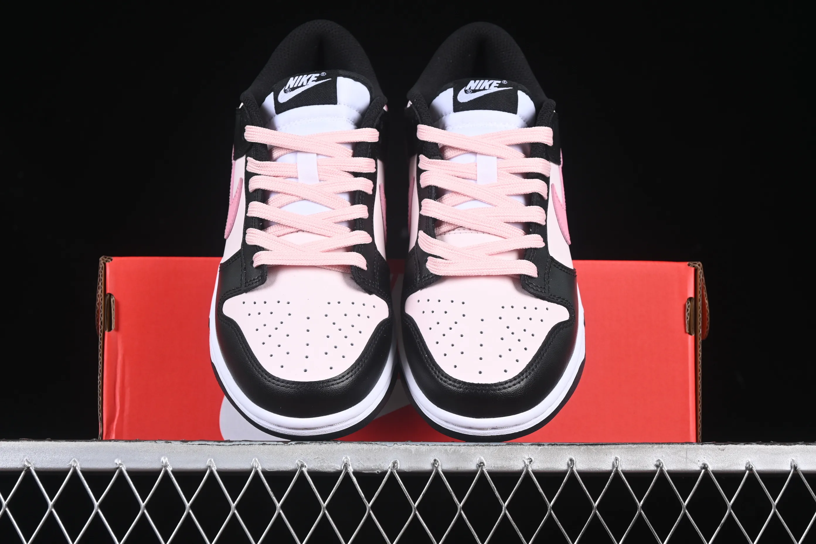 All categories Nk SB Dunk series Nk SB Dunk Low low-top sneakers Nk SB Dunk Low blackberry pink low-top casual sneakers CW1590-100